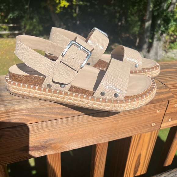 Lucky Brand Tan Sandals with Buckle - Picture 1 of 4